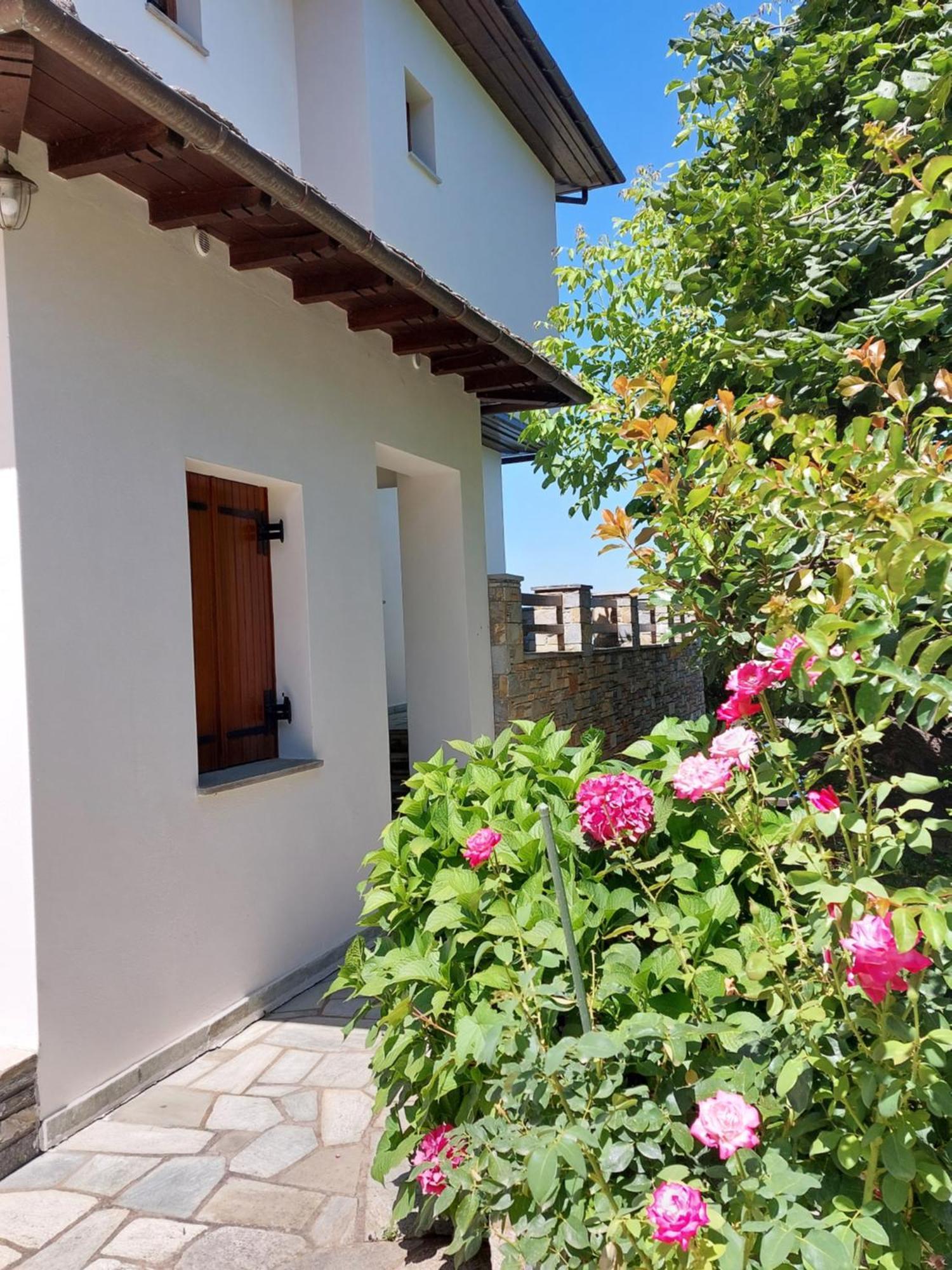 Θαλλώ Luxurious Villa Τσαγκαράδα Εξωτερικό φωτογραφία